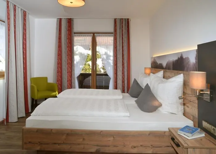 Gaestehaus Sonnenhang 아파트 *